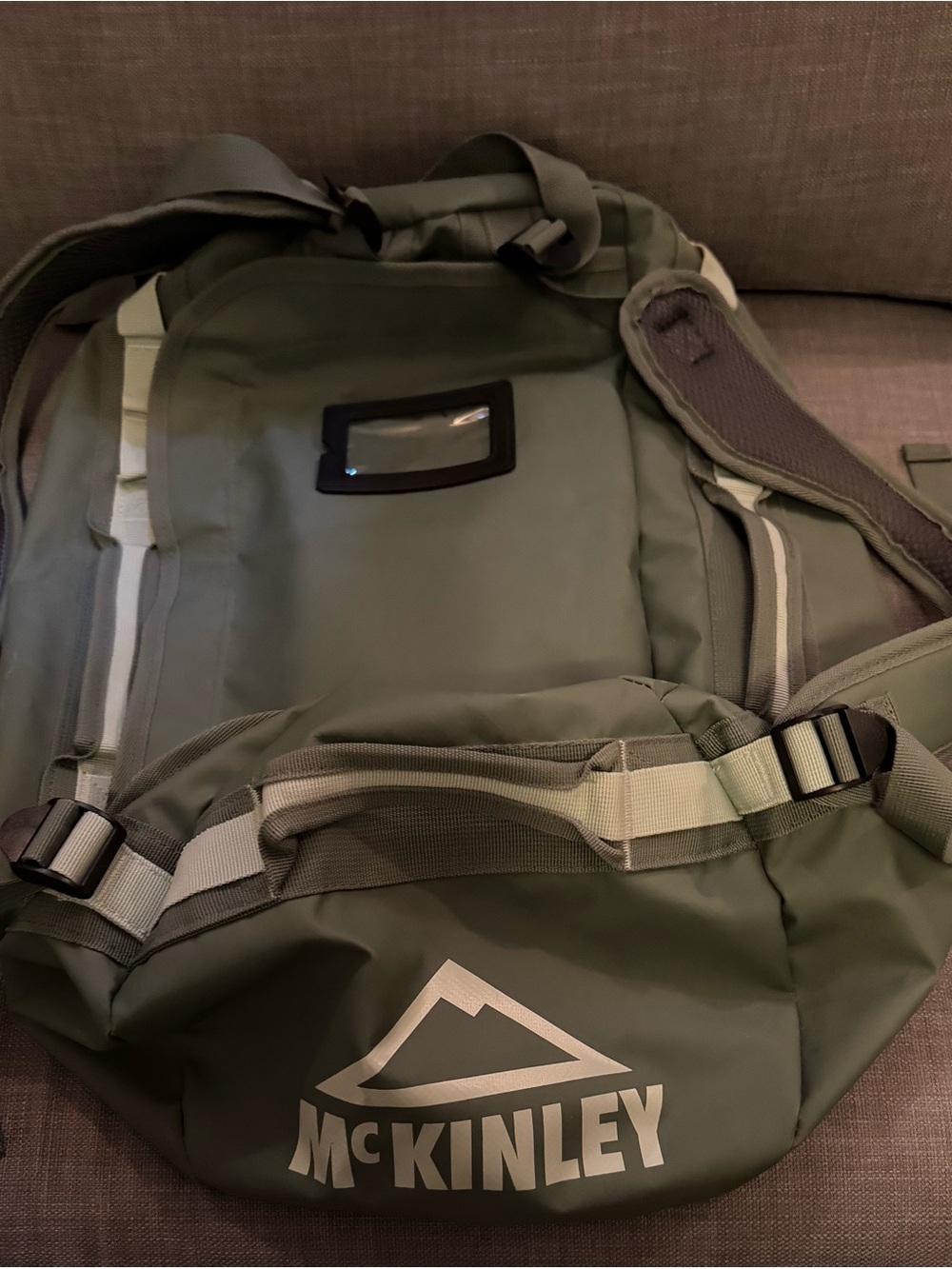 McKINLEY Olive Green Men's Backpack - Rugged Outdoor Daypack